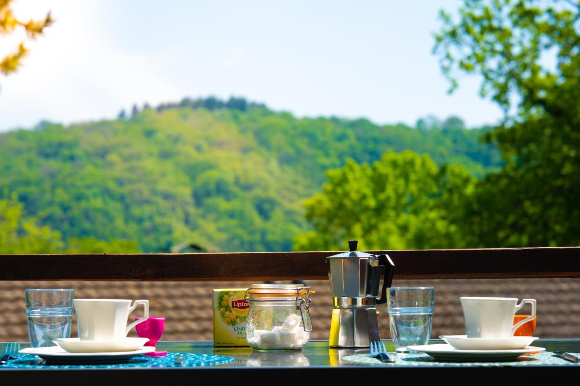 Laissez-Vous Enchanter Par La Vallee De La Meuse Hastiere-par-dela 外观 照片